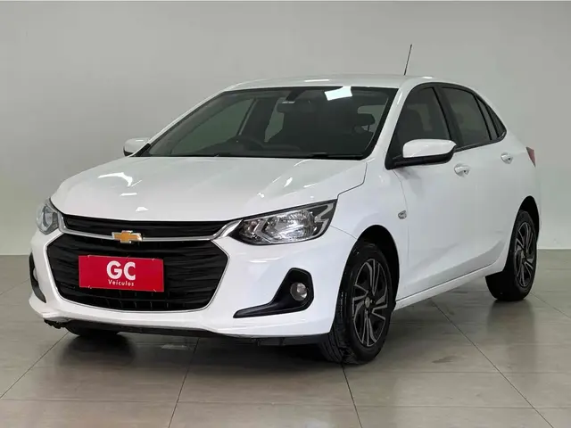 Carro Chevrolet Onix Plus 2024 LT 1.0