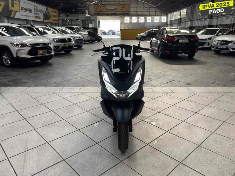 Honda PCX 160 DLX ABS