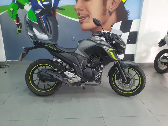 Moto Yamaha YS 250 Fazer 2024 ABS