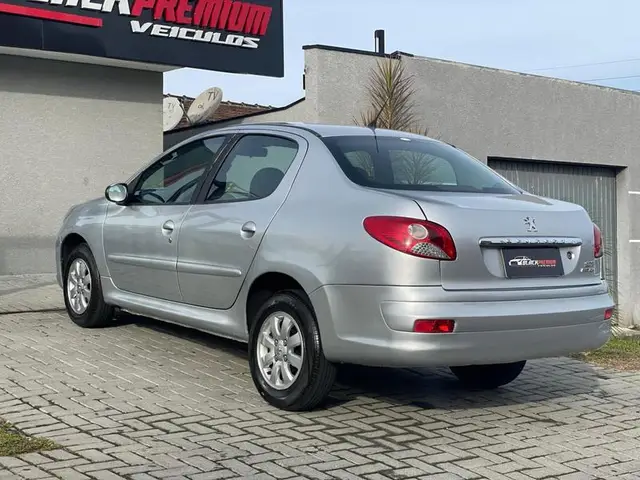 Carro Peugeot 207 2013 Active 1.4 Flex 8V 5p