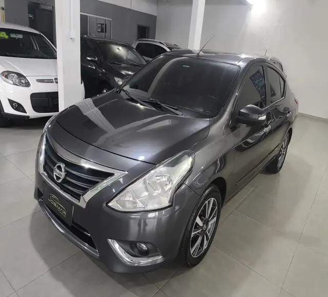 Carro Nissan Versa 2018 1.6 16V Unique CVT (Flex)