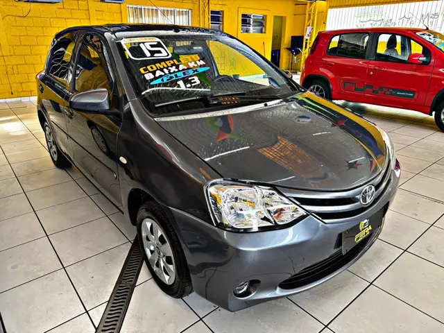 Carro Toyota Etios 2015 X 1.3 (Flex)