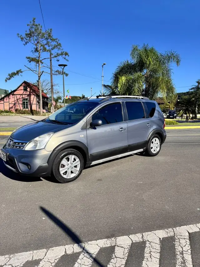 Carro Nissan Livina 2014 X-Gear SL 1.8 16V (flex) (aut)