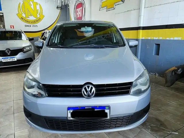 Carro Volkswagen Fox 2014 1.6 VHT Rock in Rio (Flex)