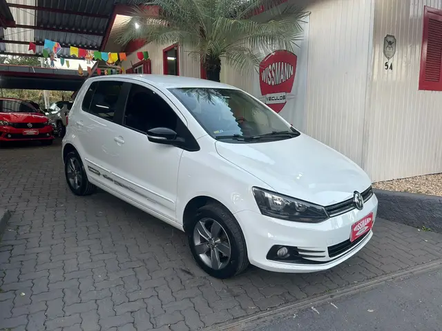 Carro Volkswagen Fox 2020 1.6 MSI Connect (Flex)