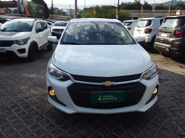 Carro Chevrolet Onix Plus 2024 LT 1.0