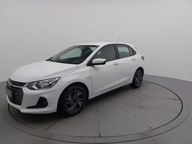 Carro Chevrolet Onix Plus 2024 LT 1.0
