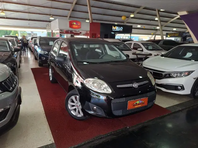 Carro Fiat Palio 2013 Attractive 1.0 8V (Flex)