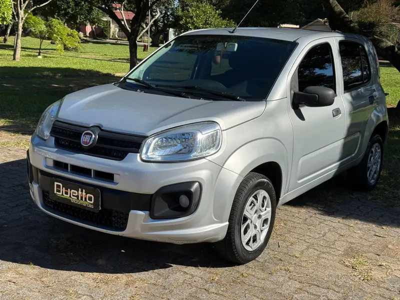 Fiat Uno Attractive 1.0 (Flex) 4p