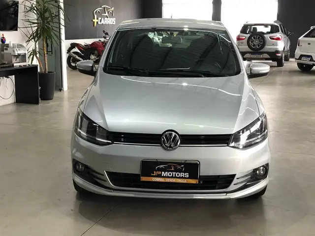 Carro Volkswagen Fox 2018 1.6 MSI Connect (Flex)