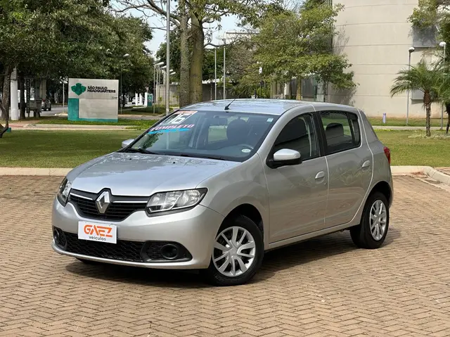 Carro Renault Sandero Stepway 2016 1.6 8V (Flex)