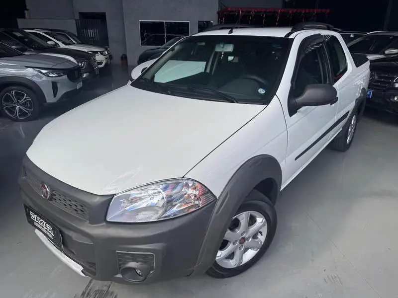 Fiat Strada Working 1.4 (Flex) (Cabine Dupla)