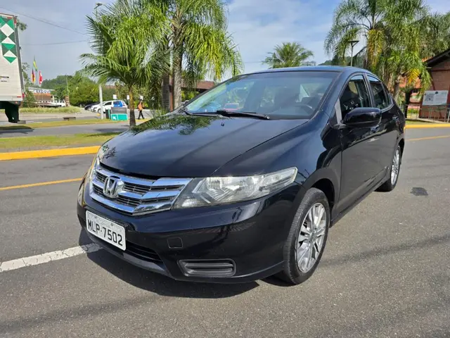 Carro Honda City 2014 LX 1.5 CVT (Flex)