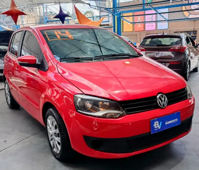 Carro Volkswagen Fox 2014 1.0 TEC (Flex) 4p