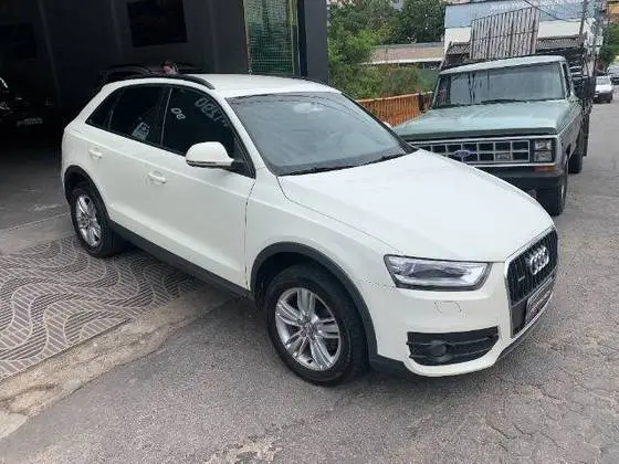 Carro Audi Q3 2013 2.0 TFSI Ambiente S Tronic Quattro