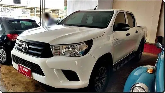 Carro Toyota Hilux Cabine Dupla 2017 Hilux 2.8 TDI STD CD 4x4