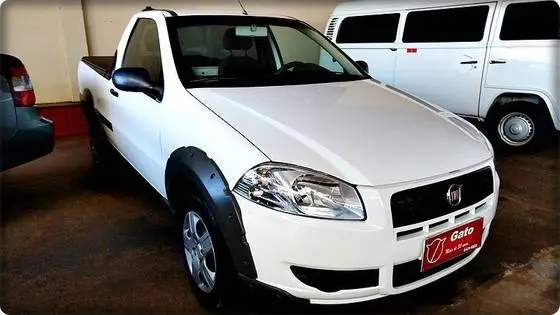 Carro Fiat Strada 2013 Working 1.4 (Flex)