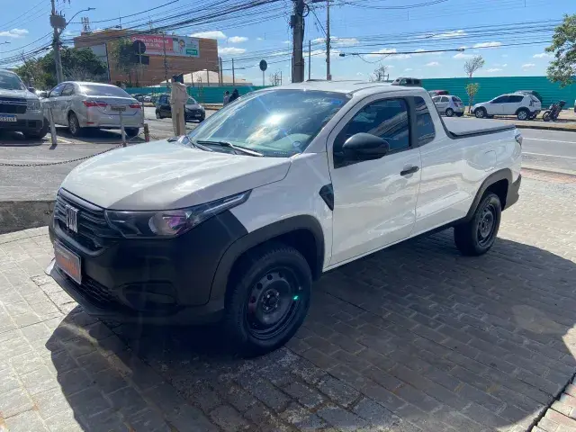 Carro Fiat Strada 2024 Endurance 1.3 Flex 8V CS