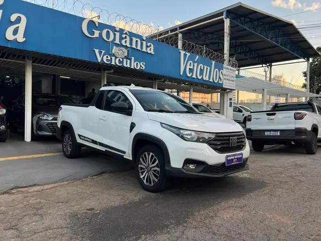 Carro Fiat Strada 2021 Endurance 1.4 CS (Flex)