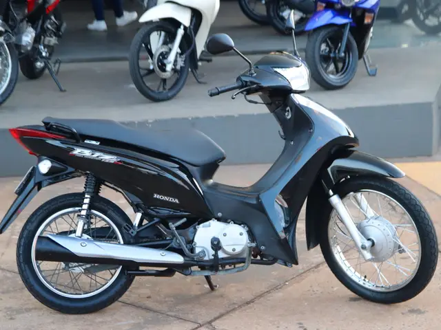 Carro Honda Biz 125 2011 ES
