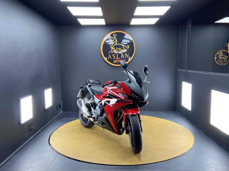 Honda R