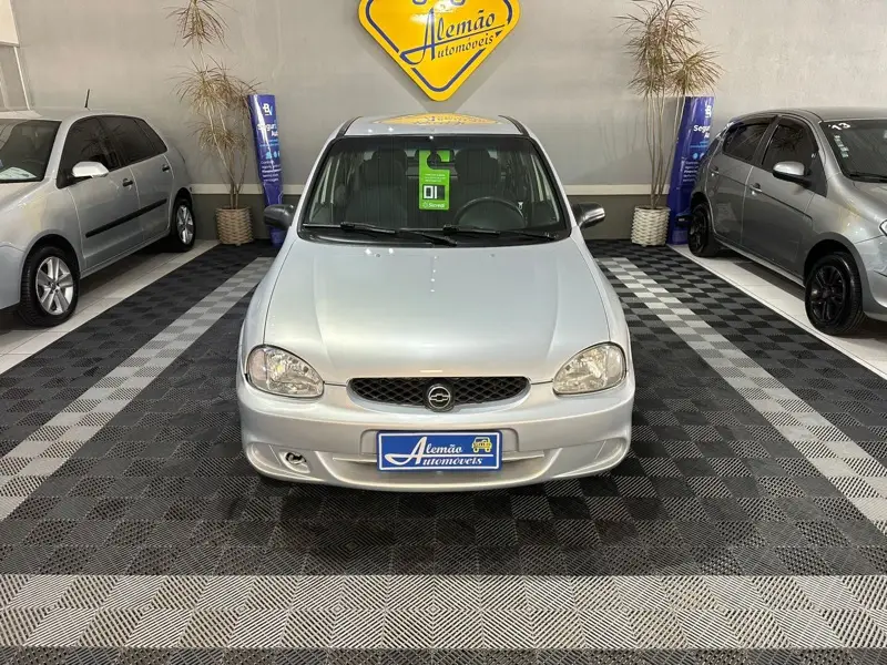 Chevrolet Corsa Hatch Wind 1.0 MPFi 4p