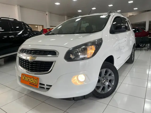 Carro Chevrolet Spin 2018 Advantage 5S 1.8 (Flex) (Aut)