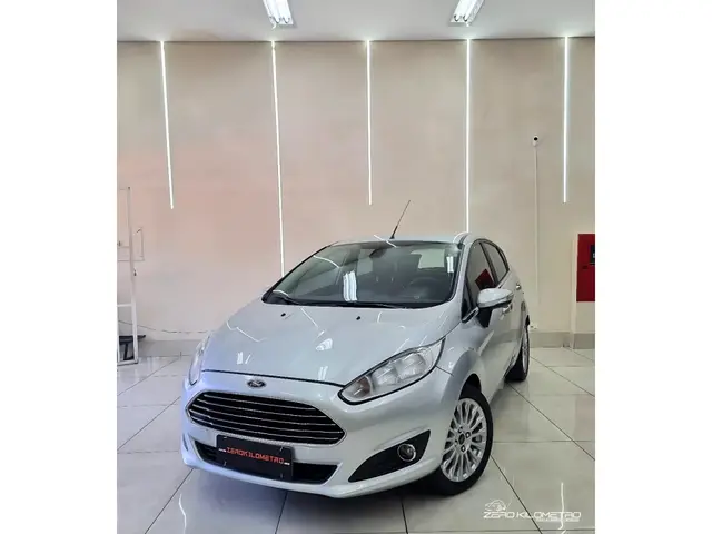 Carro Ford New Fiesta Sedan 2015 1.6 SE (Flex)