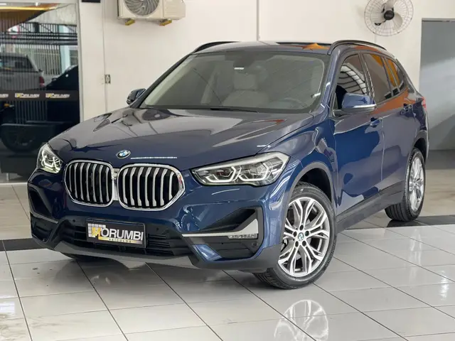 Carro BMW X1 2021 sDrive20i 2.0 Turbo (Aut.)