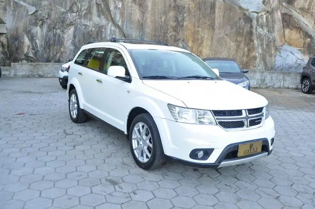 Carro Dodge Journey 2015 RT 3.6 AWD V6 Aut.