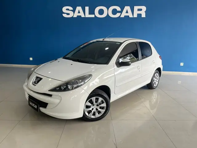 Carro Peugeot 207 2015 Hatch Active 1.4 (Flex)