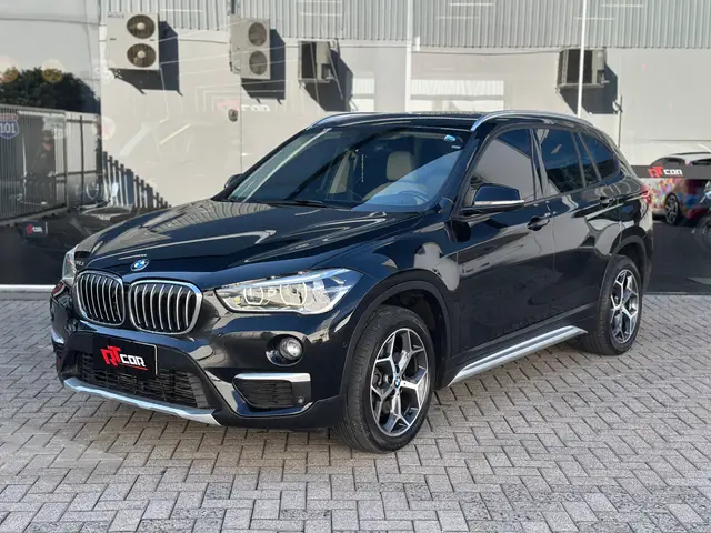 Carro BMW X1 2019 2.0 sDrive20i X-Line ActiveFlex