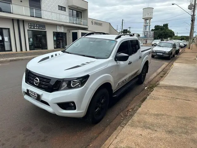Carro Nissan Frontier 2021 2.3 CD Turbo Attack TDI Auto 4x4