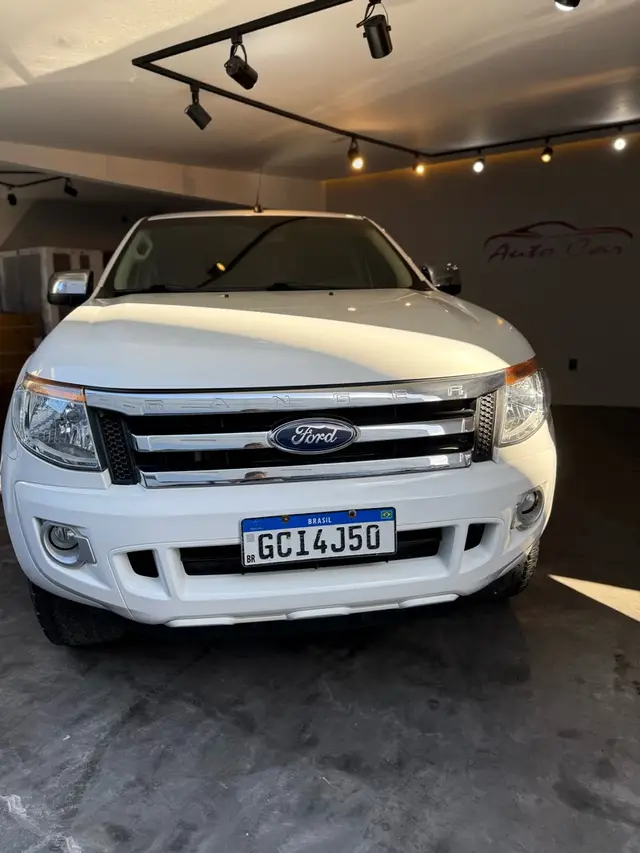 Carro Ford Ranger Cabine Dupla 2015 Ranger 2.5 Flex 4x2 CD XLT