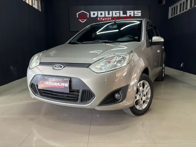 Carro Ford Fiesta Sedan 2011 1.6 (Flex)