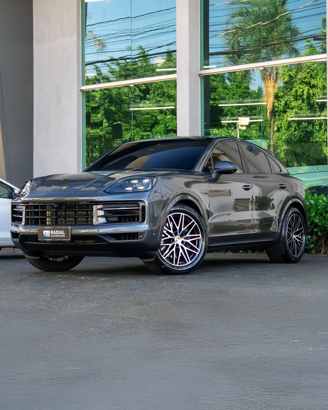 Carro Porsche Cayenne 2024 E-Hybrid 3.0