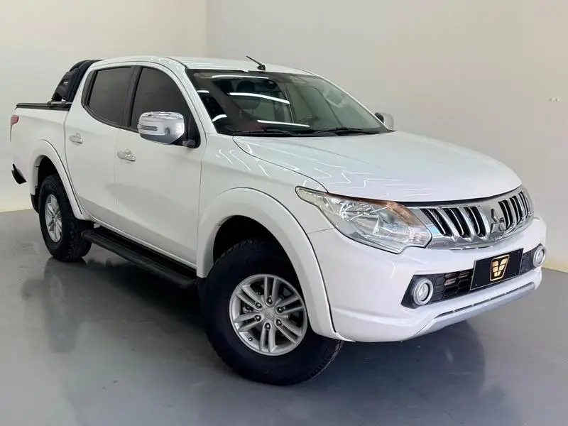 Mitsubishi Sport 2.4 DID-H HPE-S Top 4WD (Aut)