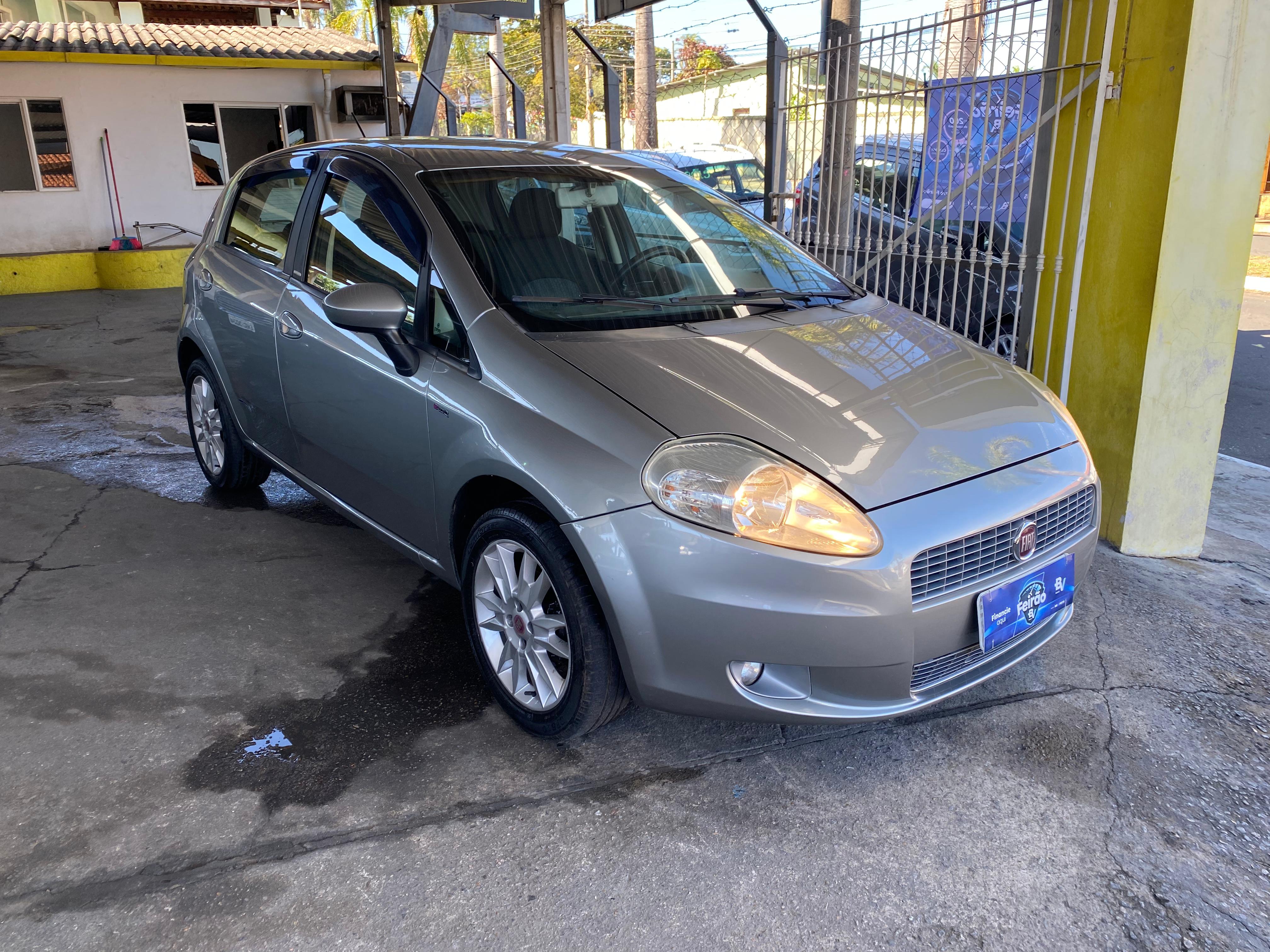 Fiat Punto Essence 1.6 16V (Flex)