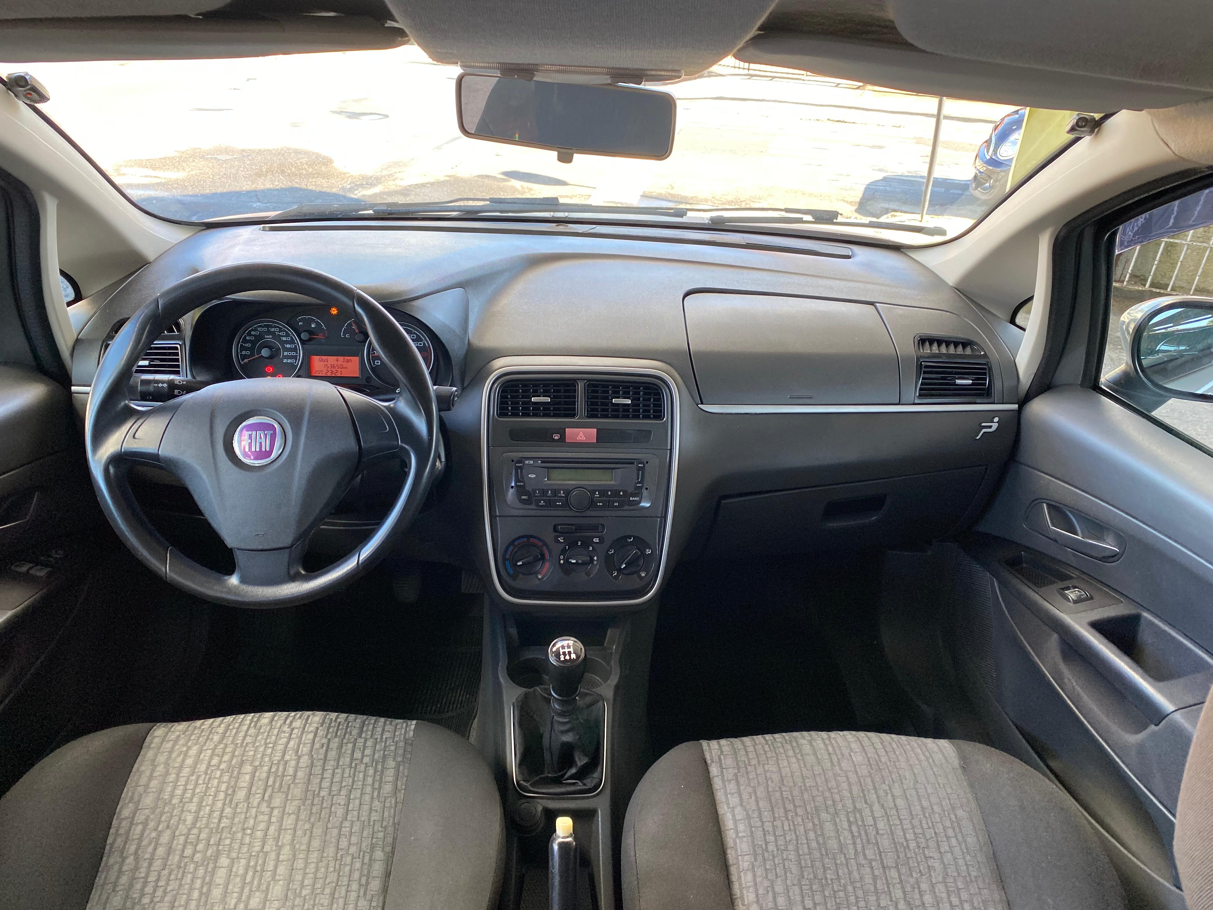 Fiat Punto Essence 1.6 16V (Flex)