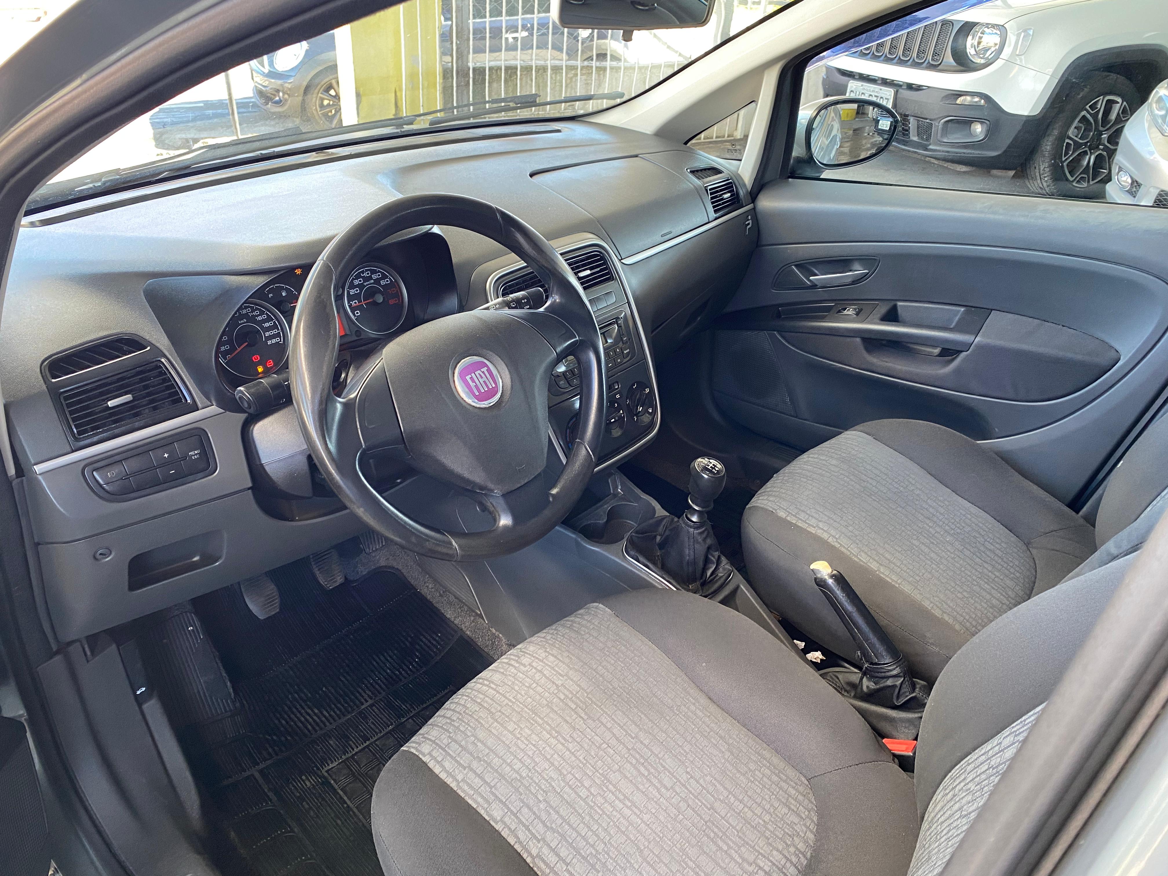 Fiat Punto Essence 1.6 16V (Flex)