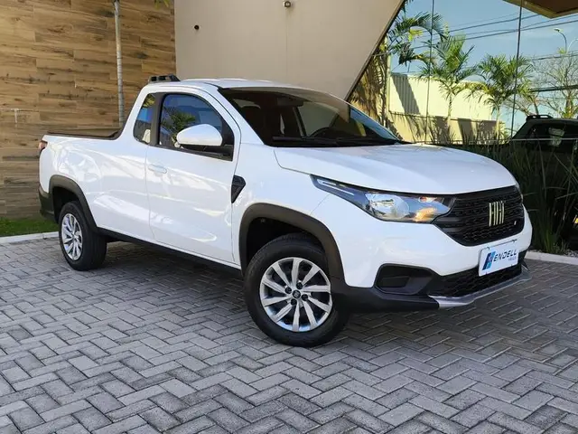 Carro Fiat Strada 2023 Endurance 1.4 Cabine Plus (Flex)