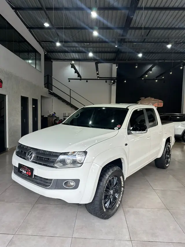 Carro Volkswagen Amarok 2014 2.0 CD 4x4 TDi Highline (Aut)