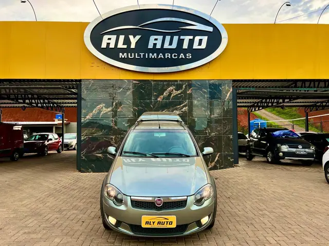 Carro Fiat Strada 2015 Trekking 1.6 16V (Flex) (Cabine Dupla)