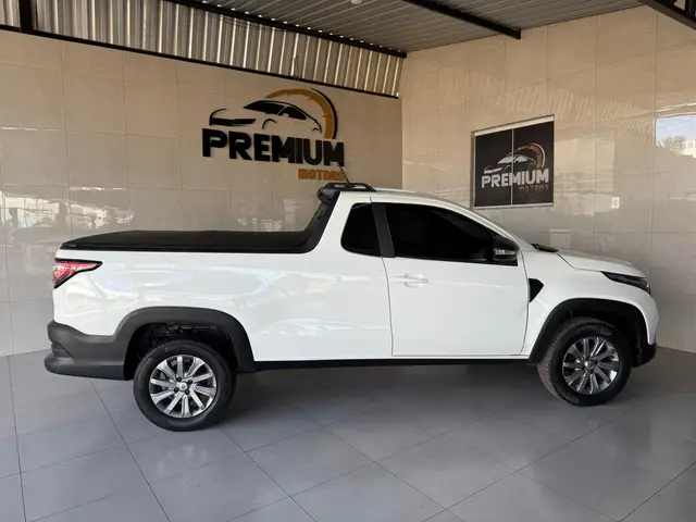 Carro Fiat Strada 2023 Freedom 1.3 CS Plus (Flex)
