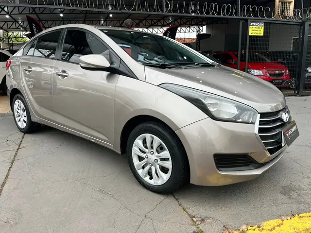 Carro Hyundai HB20S 2017 1.0 Turbo Comfort Plus blueMedia (Flex)