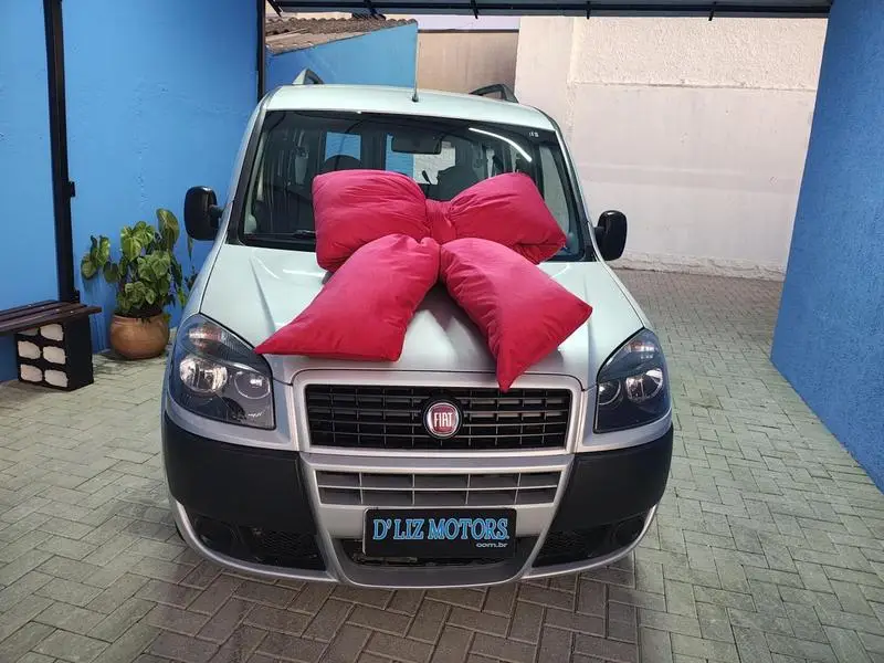Fiat Doblò Essence 1.8 16V (Flex)