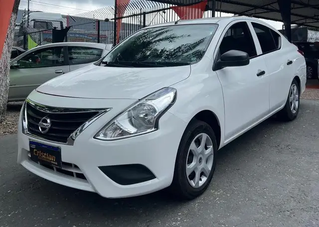 Carro Nissan Versa 2021 1.6 16V V-Drive (Flex)