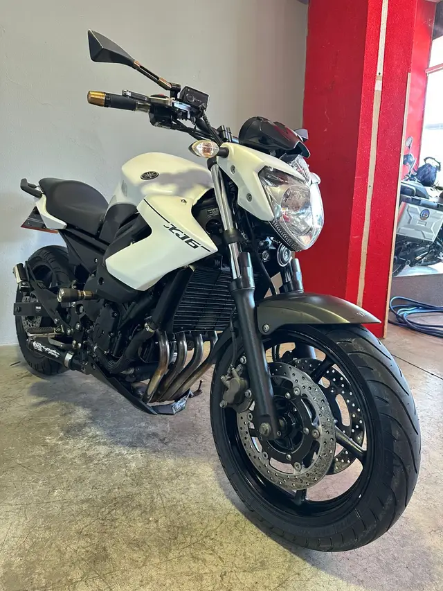 Moto Yamaha XJ6 N 2013 XJ6 N 600