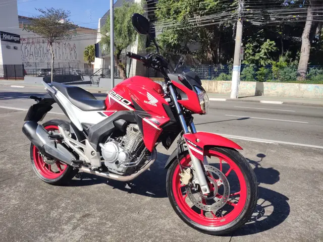 Moto Honda CB 250F Twister 2022 ABS