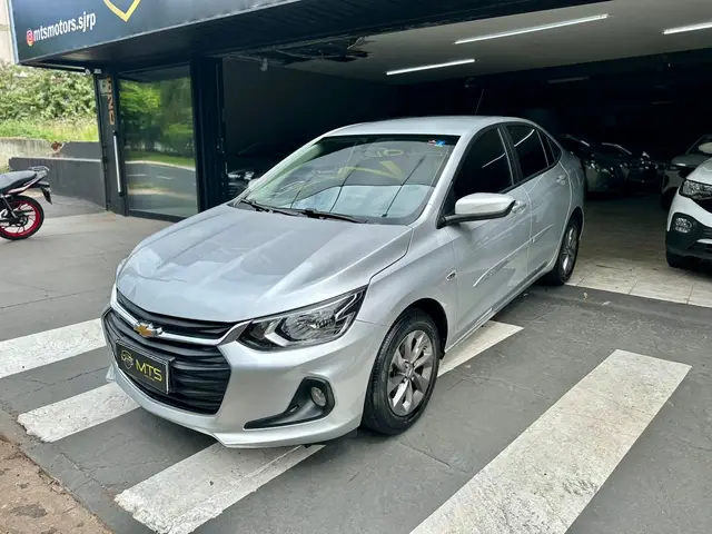 Carro Chevrolet Onix Plus 2020 1.0 LTZ Turbo (Flex)